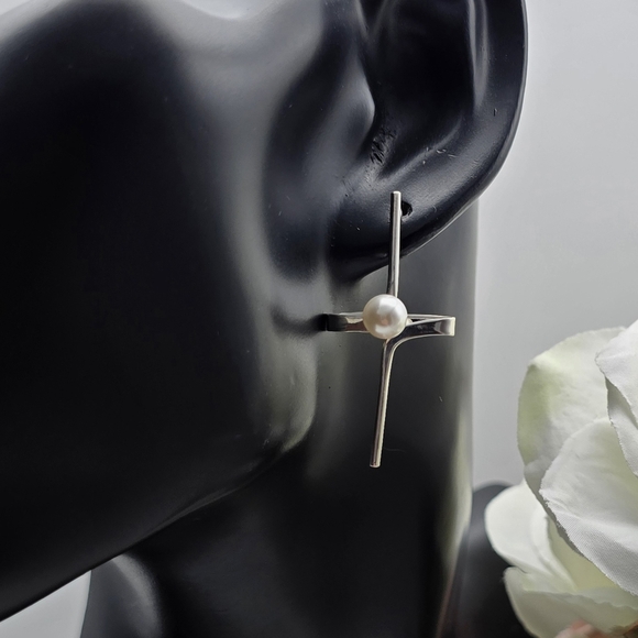 ❤️ MODERN PEARLY STERLING SILVER EARRINGS - Picture 3 of 10